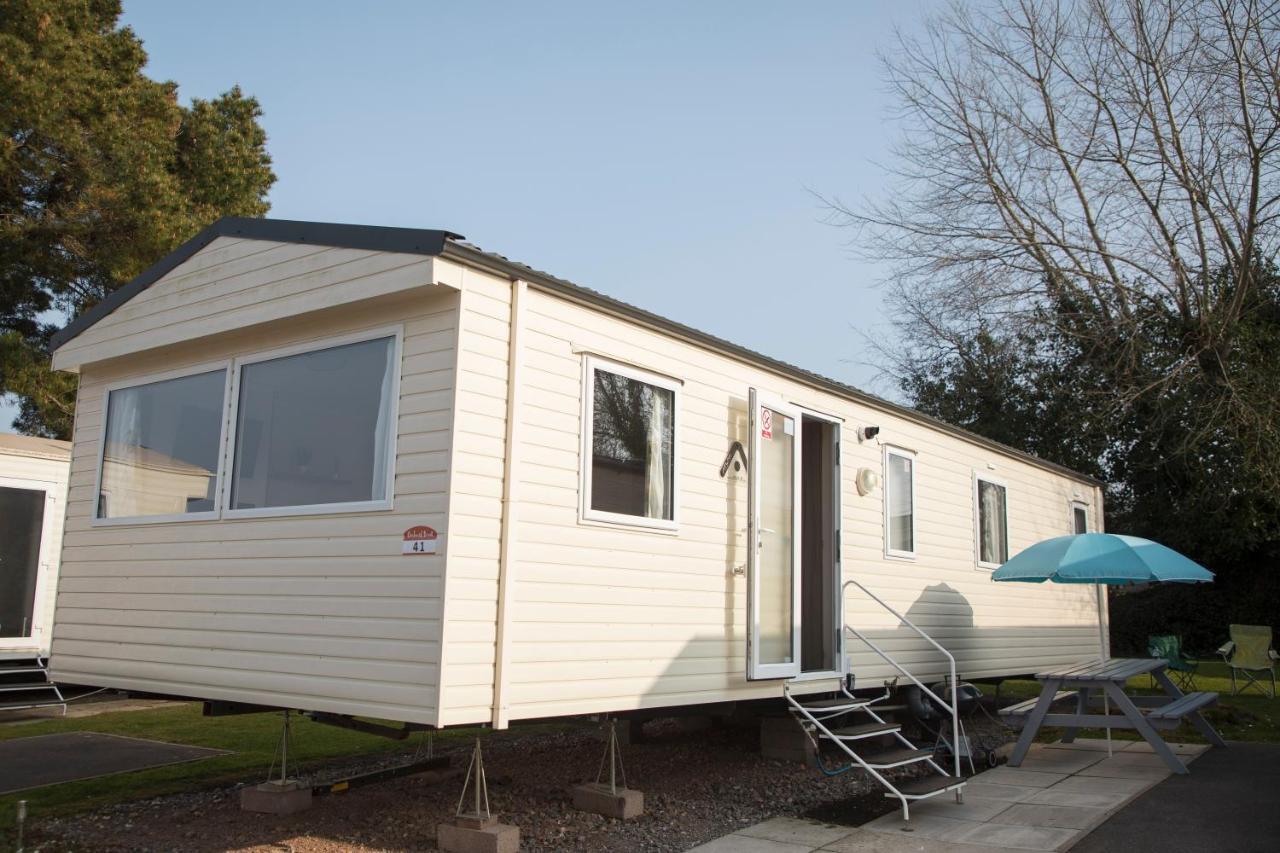 Vila 41 Orchard Bank, 3 Bed, Rockley Park Poole Exteriér fotografie
