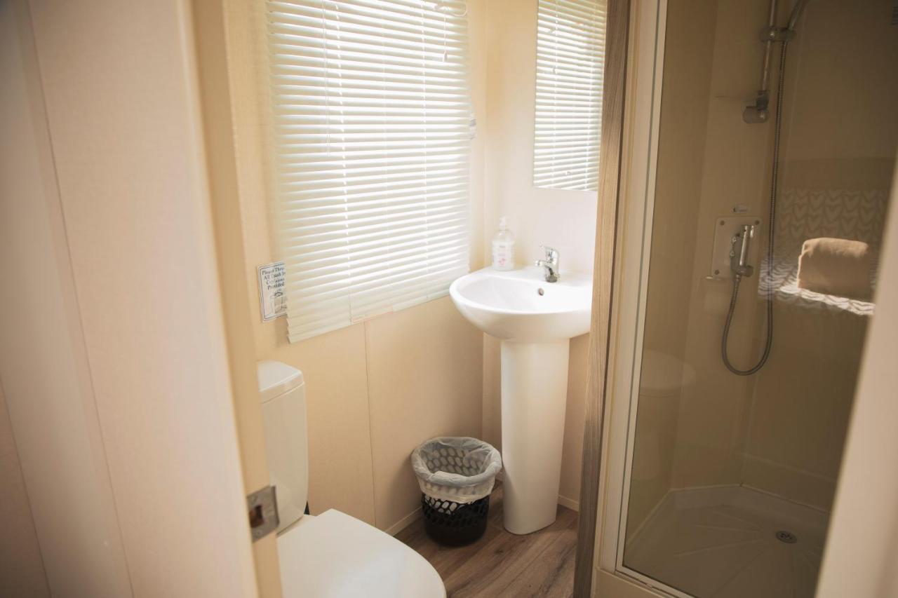 Vila 41 Orchard Bank, 3 Bed, Rockley Park Poole Exteriér fotografie