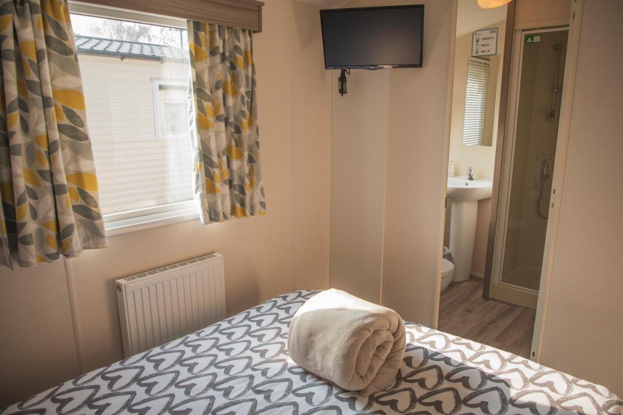 Vila 41 Orchard Bank, 3 Bed, Rockley Park Poole Exteriér fotografie